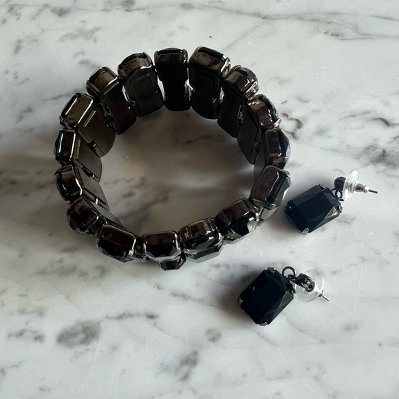 ✨Free with purchase✨Jet black faceted stone set - bracelet and earnings - Picture 5 of 7